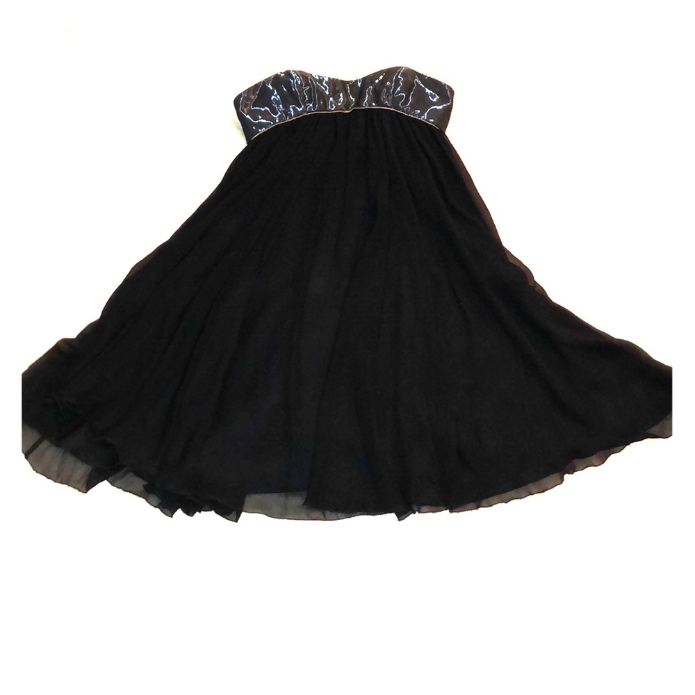 100% Silk Dress by Nicole Miller ✨ Size 2
